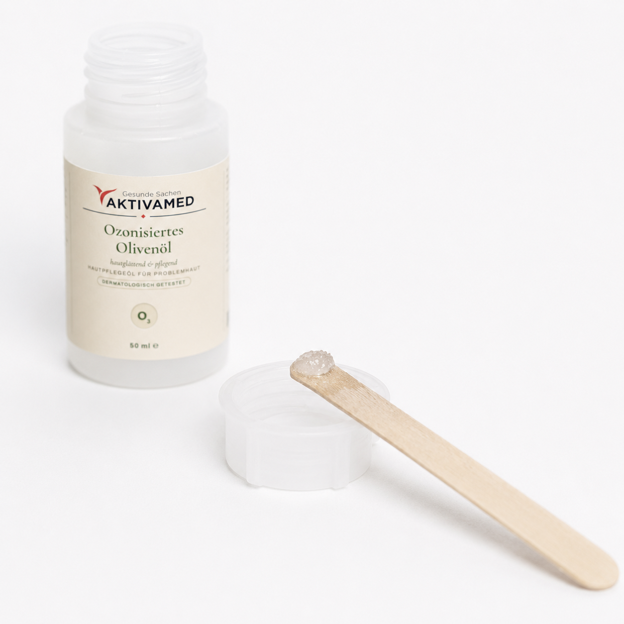 Ozonized olive oil - skin-smoothing and circulation-promoting skin care product 